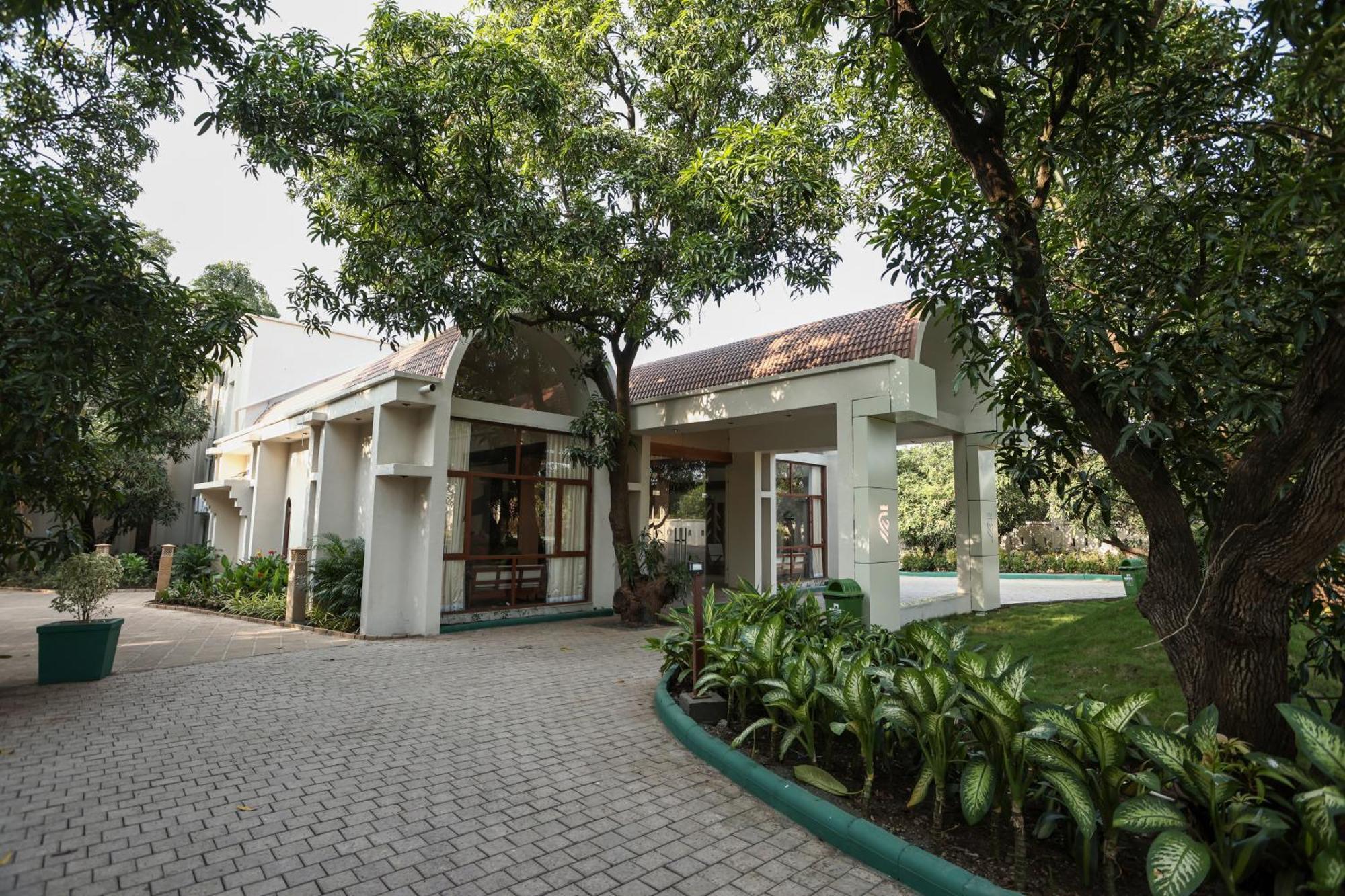 Le Casa Lion Resort A Premium Resort In Сасан Гир Екстериор снимка